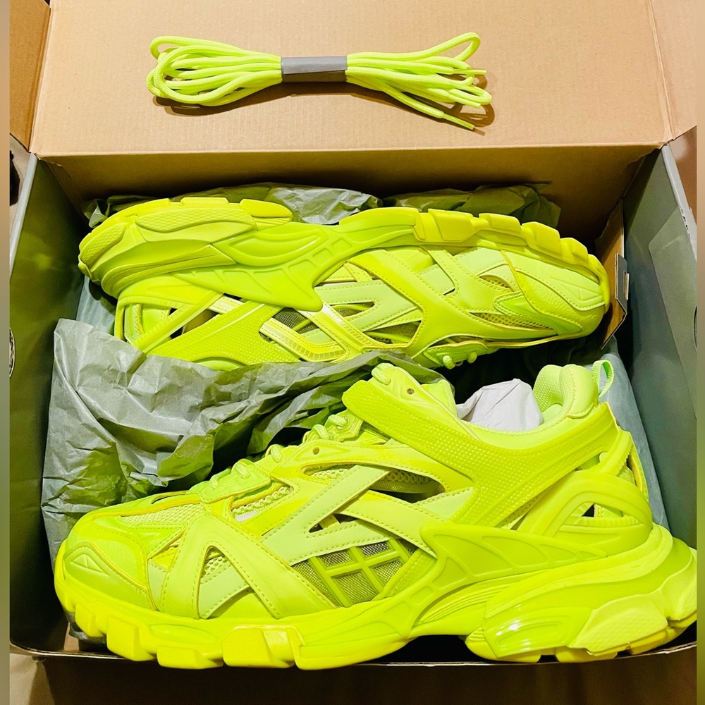 Balenciaga Track 2 Fluo Yellow (NEW)